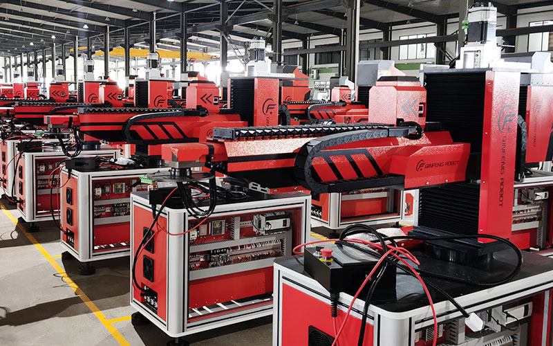 智能冲床摆臂机械手